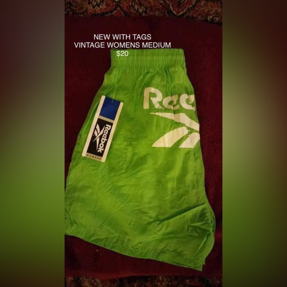 WOMENS MED REEBOK & FILAMENT VINTAGE SHORTS